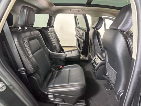 Used 2023 Lincoln Aviator Reserve w/ Equipment Group 201A image 35
