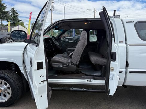 Used 1999 Dodge Ram 2500 Truck 4x4 Quad Cab image 21