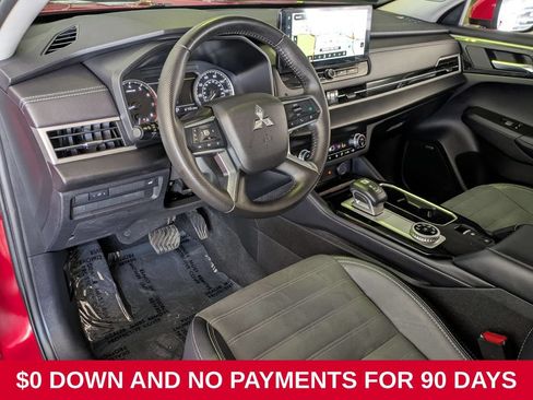 Used 2025 Mitsubishi Outlander SE AWD/4WD image 14