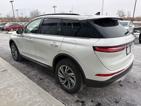 New 2026 Lincoln Corsair Premiere image 5