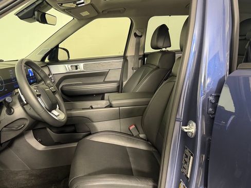Used 2025 Hyundai Santa Fe Limited AWD/4WD image 25