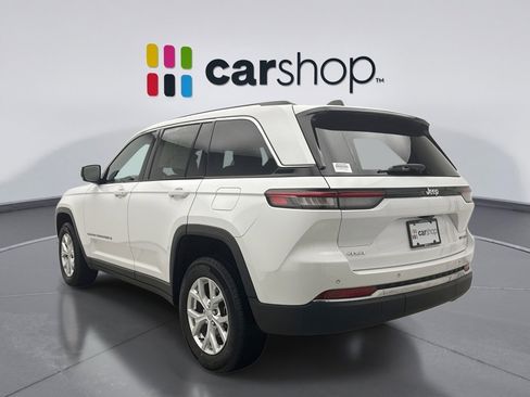 Used 2023 Jeep Grand Cherokee Limited image 3