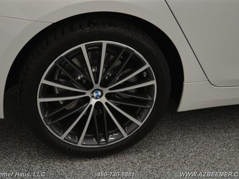 Used 2023 BMW 530i w/ Premium Package RWD image 49