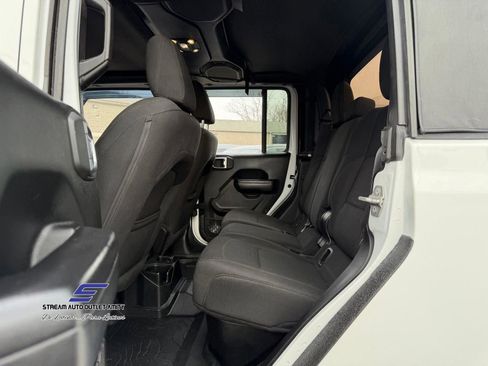 Used 2020 Jeep Gladiator Sport w/ Quick Order Package 23S image 25