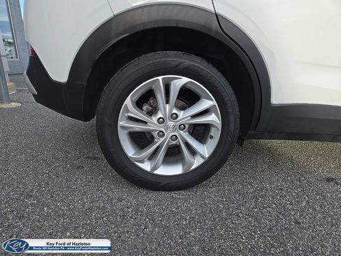 Used 2023 Buick Encore GX Preferred w/ Cold Weather Comfort Package AWD/4WD image 14