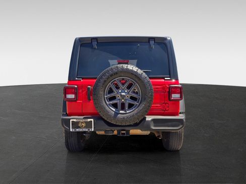 Used 2024 Jeep Wrangler Unlimited Sport AWD/4WD image 6