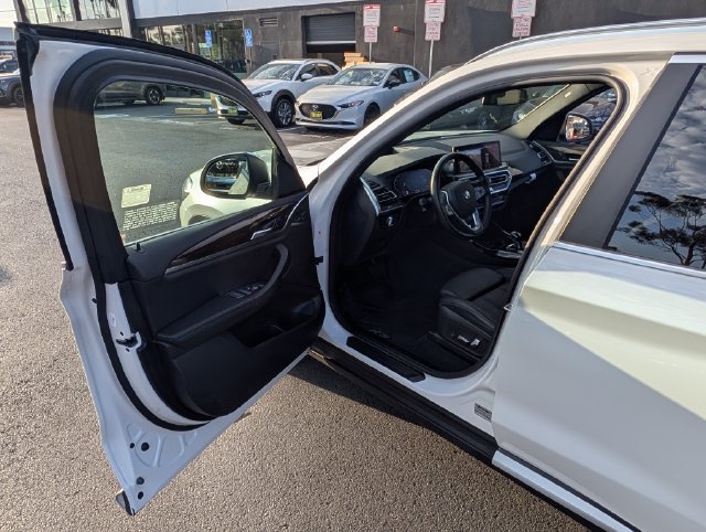 Used 2024 BMW X3 sDrive30i w/ Premium Package RWD image 37