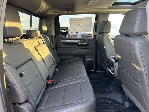 New 2026 GMC Sierra 1500 Elevation w/ Elevation Premium Package image 12