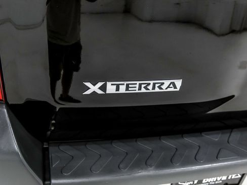 Used 2015 Nissan Xterra S w/ Value Package RWD image 4