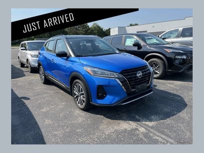 Used 2023 Nissan Kicks SR w/ SR Premium Package