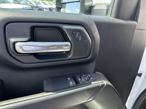 New 2025 GMC Sierra 3500 Pro w/ Convenience Package AWD/4WD image 13