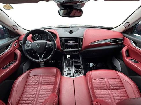 Used 2023 Maserati Levante Modena AWD/4WD image 12