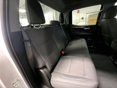 Used 2023 Chevrolet Silverado 1500 LT AWD/4WD image 16