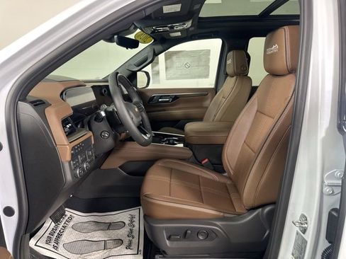 New 2026 Chevrolet Tahoe High Country AWD/4WD image 23