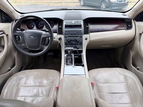 Used 2011 Ford Taurus Limited w/ 301A Rapid Spec Order Code image 15