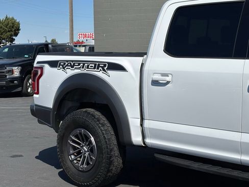 Used 2020 Ford F150 Raptor w/ Equipment Group 802A Luxury AWD/4WD image 3