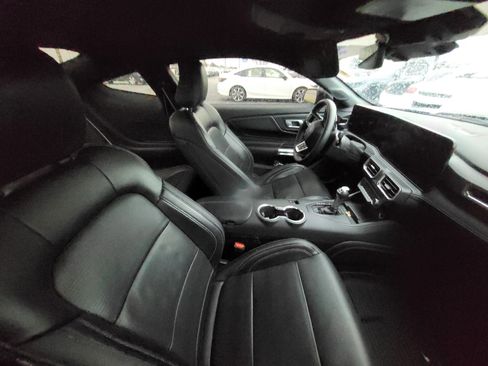 Used 2024 Ford Mustang GT Premium image 8