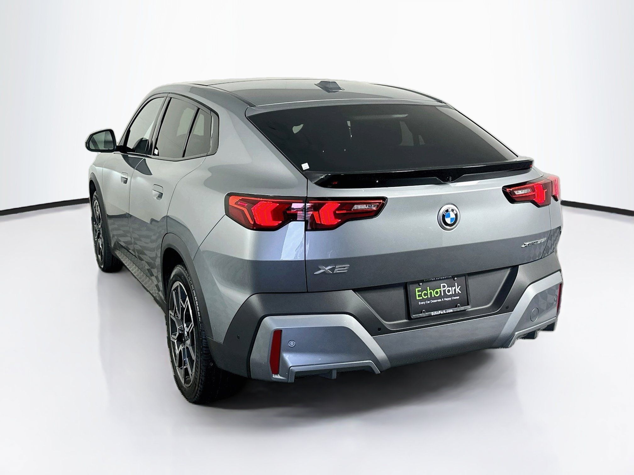 Used 2026 BMW X2 xDrive28i AWD/4WD image 5