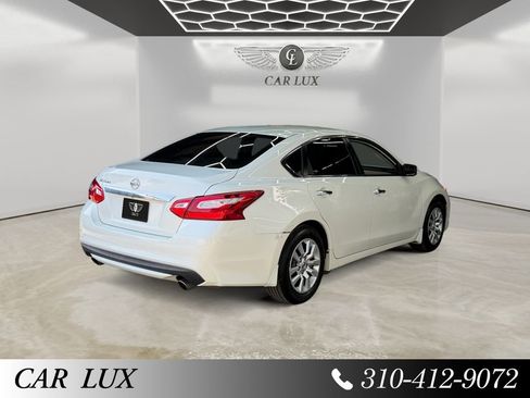 Used 2016 Nissan Altima 2.5 S w/ Power Driver Seat Package FWD image 5