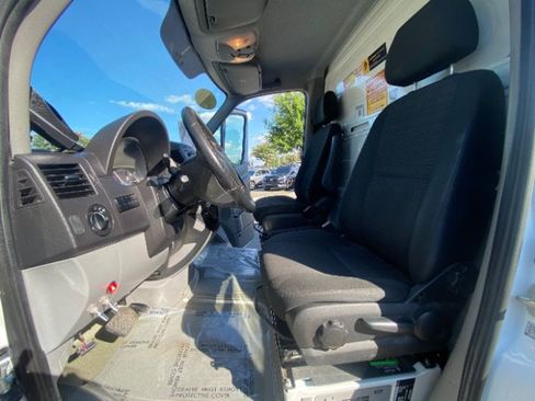 Used 2018 Mercedes-Benz Sprinter 3500 w/ Swivel Seat Package image 13