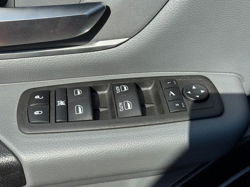 Used 2022 RAM 1500 Big Horn AWD/4WD image 24
