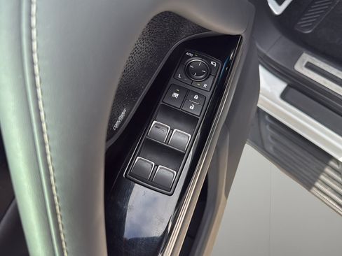 Used 2023 Lexus LX 600 F Sport AWD/4WD image 11