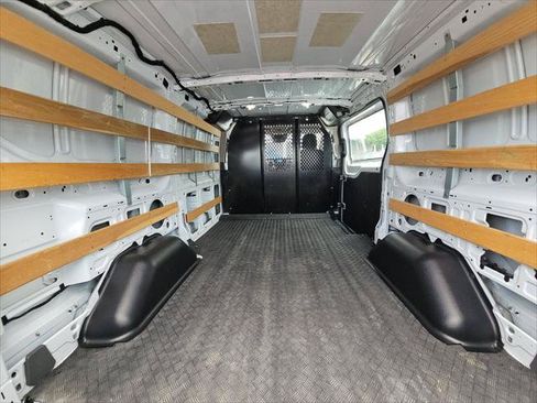 Used 2024 Ford Transit 250 Low Roof w/ Exterior Upgrade Package RWD image 19