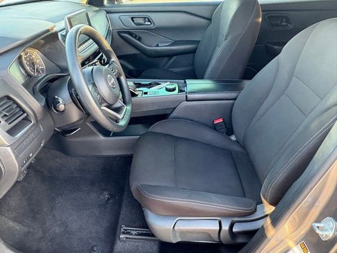 Certified 2024 Nissan Rogue S image 29