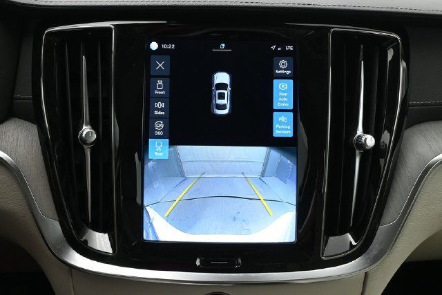 Used 2023 Volvo S60 B5 Ultimate w/ Climate Package FWD image 20