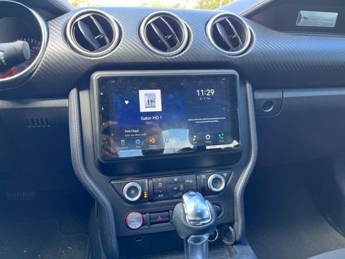 Used 2022 Ford Mustang Coupe image 7