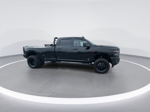 Used 2025 RAM 3500 Tradesman AWD/4WD image 3