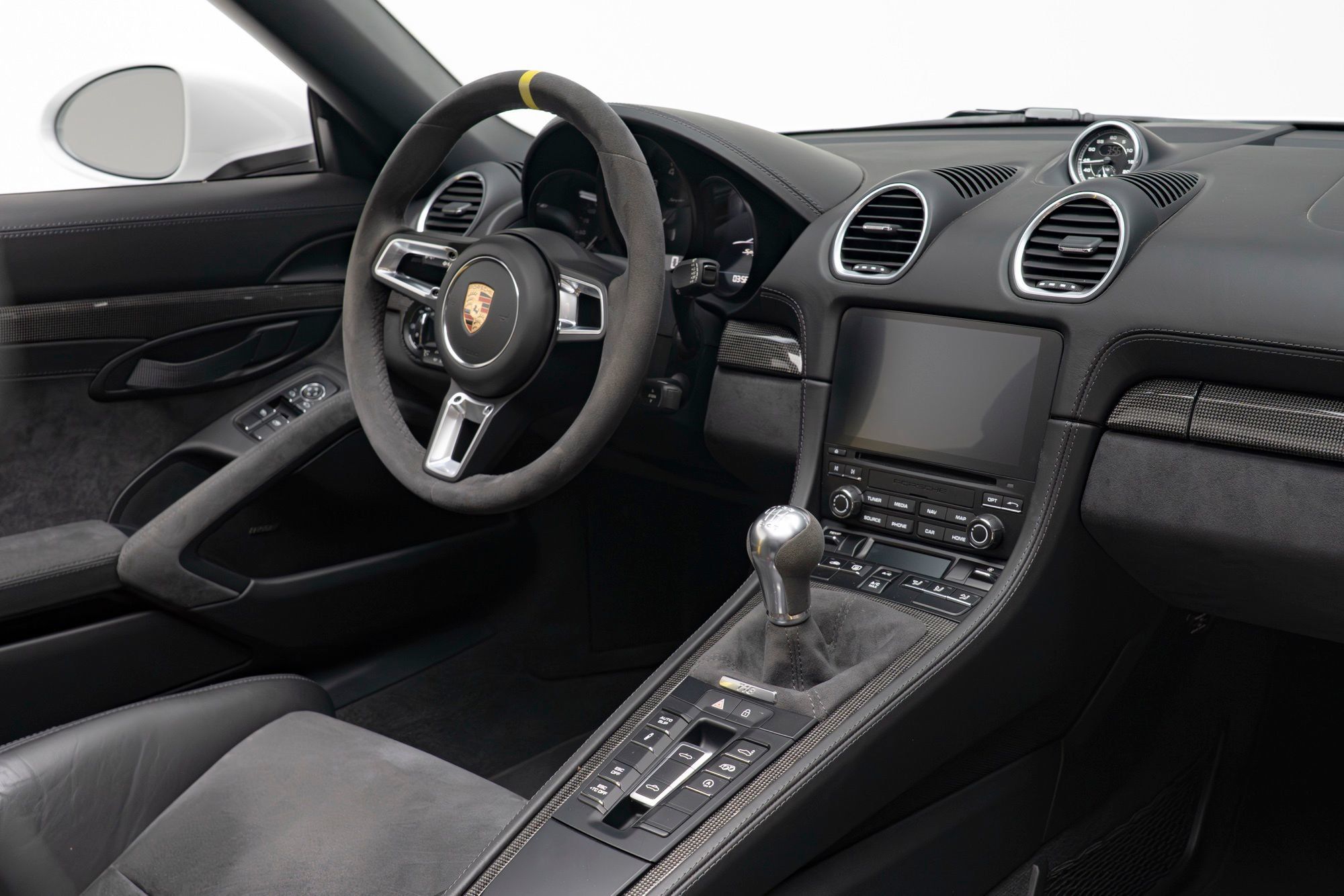 Used 2020 Porsche 718 Boxster Spyder RWD image 41