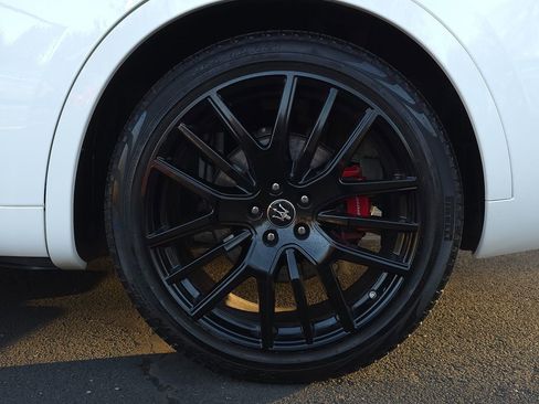 Used 2022 Maserati Levante GT image 58