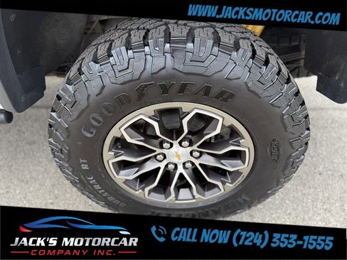 Used 2022 Chevrolet Colorado ZR2 image 14