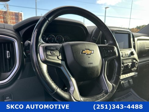 Used 2019 Chevrolet Silverado 1500 LT w/ Texas Edition image 18