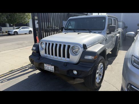 Used 2023 Jeep Wrangler Unlimited Sport AWD/4WD image 2