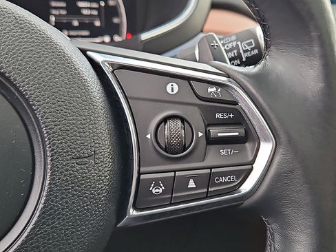 Used 2023 Acura MDX SH-AWD w/ Technology Package image 25