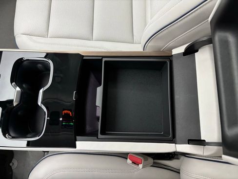 New 2026 Buick Enclave Avenir w/ Super Cruise Package image 36