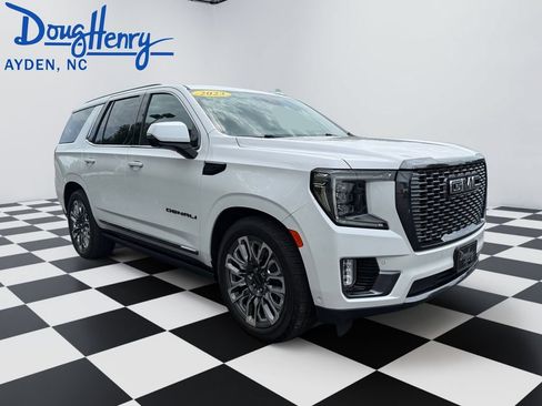 Used 2023 GMC Yukon Denali Ultimate AWD/4WD image 7
