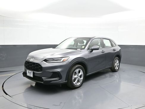Certified 2023 Honda HR-V LX image 1