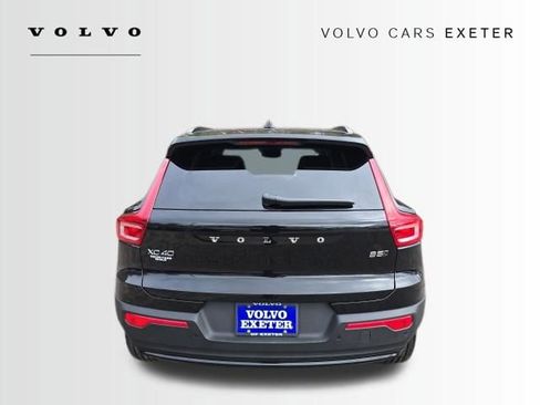 New 2026 Volvo XC40 B5 Plus w/ Climate Package AWD/4WD image 6