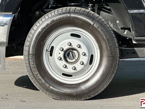 Used 2023 Ford F350 XLT image 29