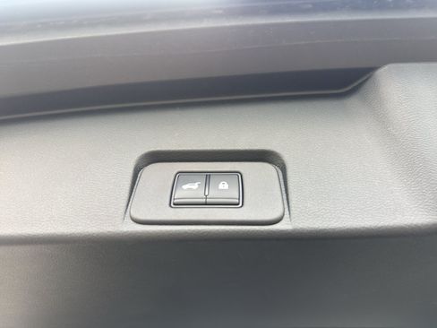 Used 2023 Nissan Rogue Platinum w/ Platinum Premium Package AWD/4WD image 20