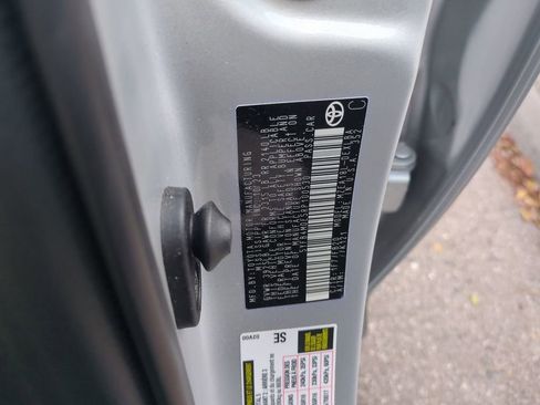 Certified 2024 Toyota Corolla LE image 28