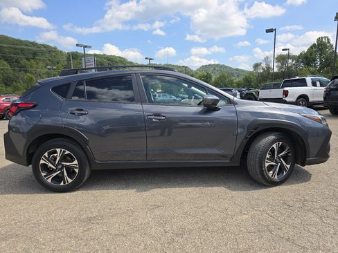 Used 2025 Subaru Crosstrek 2.5i Premium w/ Crosstrek Mirror Package AWD/4WD image 20