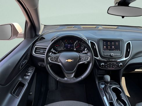 Used 2023 Chevrolet Equinox LT AWD/4WD image 7