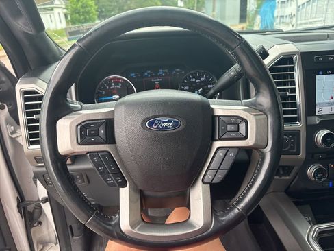 Used 2017 Ford F250 Platinum w/ Platinum Ultimate Package AWD/4WD image 17