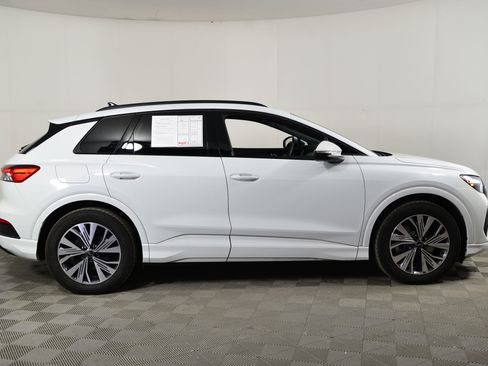 Used 2025 Audi Q4 e-tron Premium Plus w/ Premium Plus image 8
