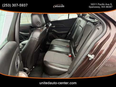 Used 2015 Chevrolet Malibu LT w/ Power Convenience Package image 9