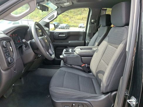 Used 2023 Chevrolet Silverado 1500 Custom image 14